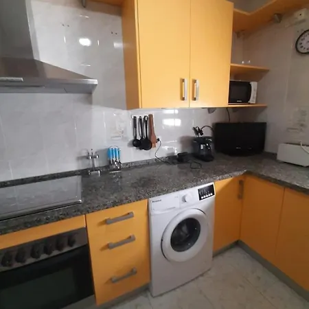 Piso En El Centro De Conil * Conil De La Frontera