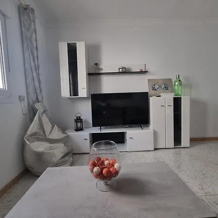 Piso En El Centro De Conil Apartament