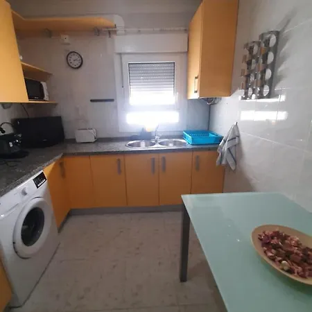 Апартаменти Piso En El Centro De Conil Коніль-де-ла-Фронтера