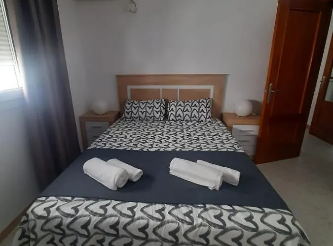 Piso En El Centro De Conil *