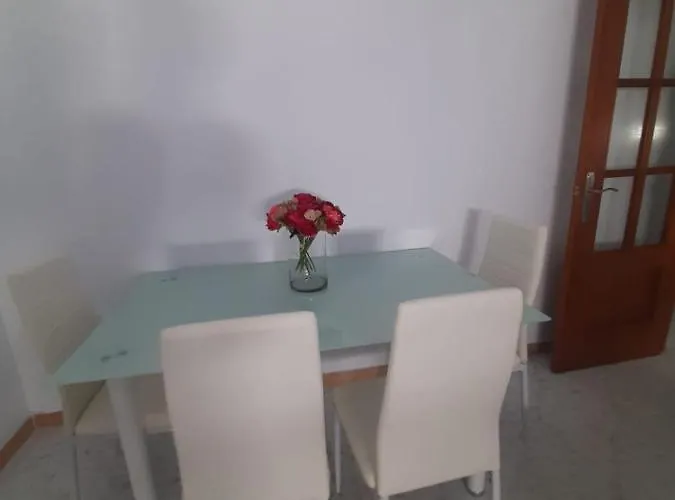 Piso En El Centro De Conil