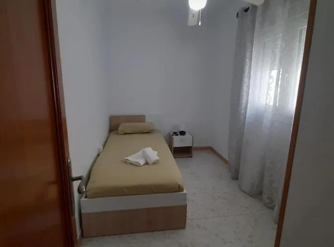 Piso En El Centro De Conil * Conil De La Frontera