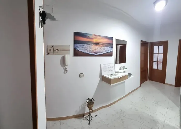 Daire Piso En El Centro De Conil